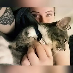 Meet your Posher, Candice